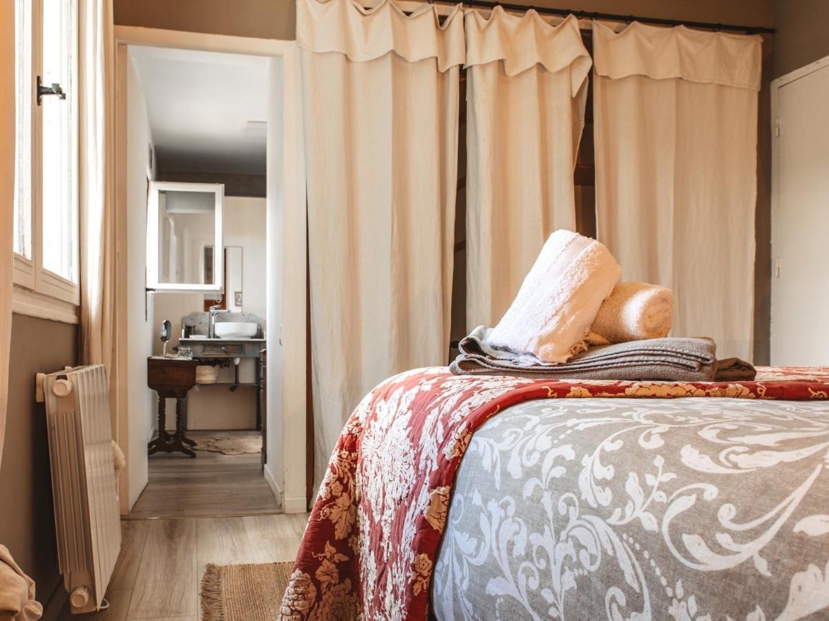 La Petite Auberge De Virginie Bédouès Kültér fotó